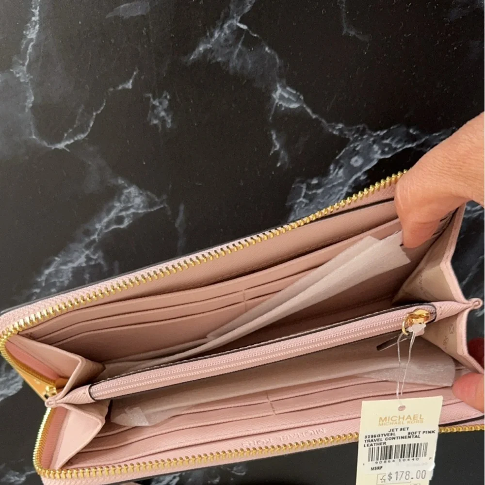 MICHAEL KORS Jet Set Travel Leather Quarter-Zip Wallet Soft Pink AUTHENTIC NWT